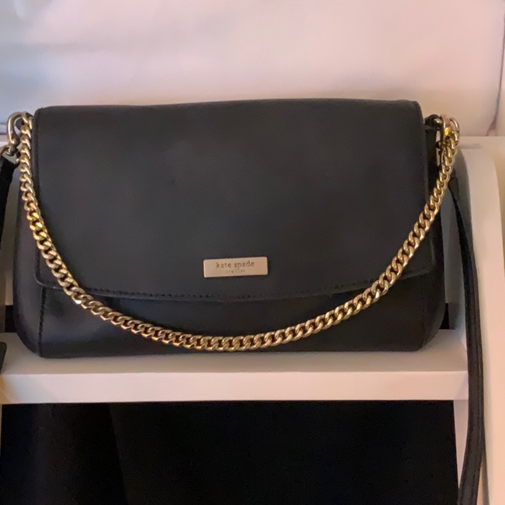 Kate Spade Black leather Crossbody Bag with chain gently used